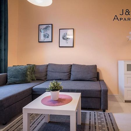 J&J Apartments - Szeroka 25, Apartament 5B ทอรูน ภายนอก รูปภาพ